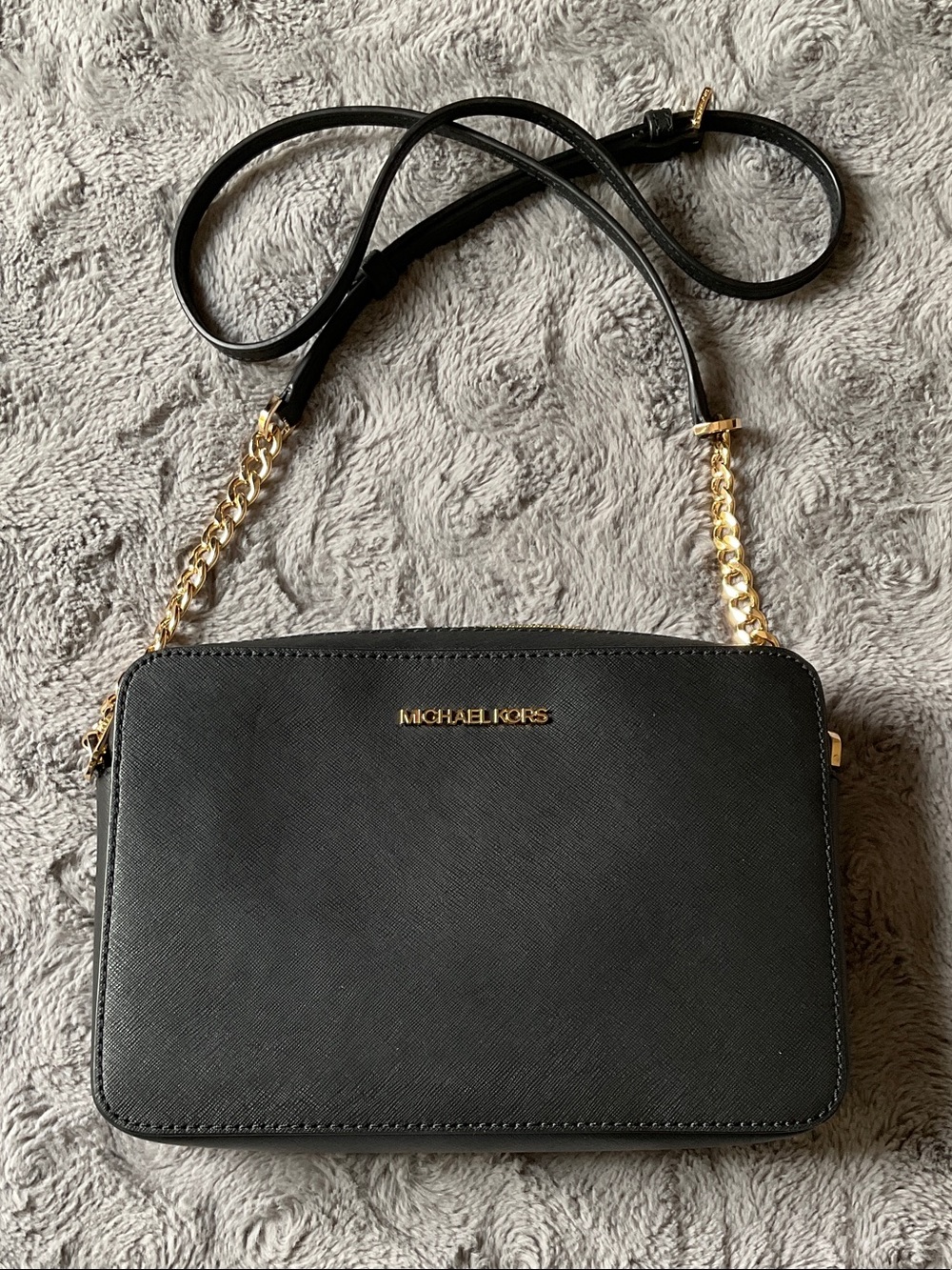 MICHAEL KORS Black Saffiano Leather Shoulder Bag with Gold Hardware